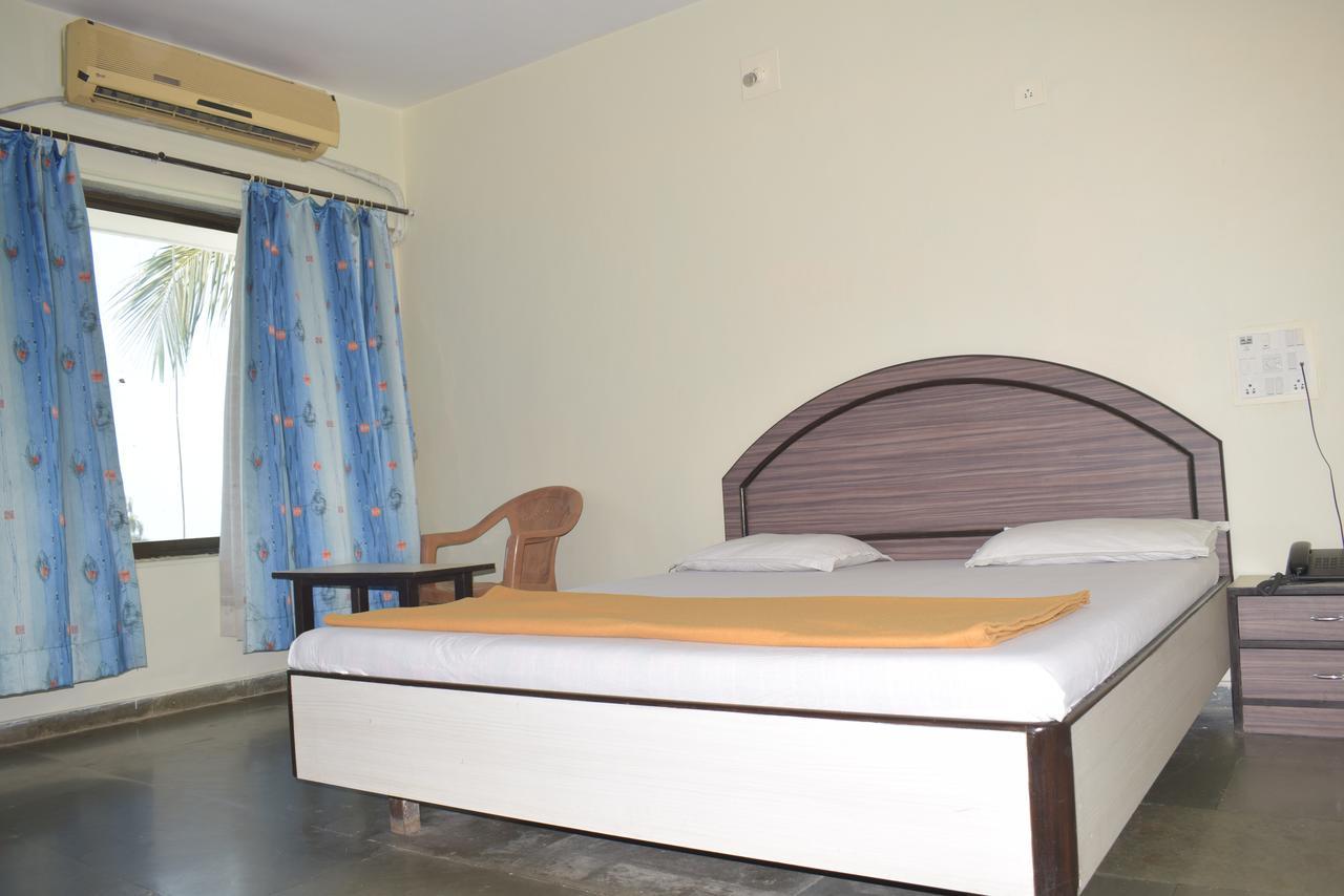 Hotel Guruji อลีบาก ภายนอก รูปภาพ