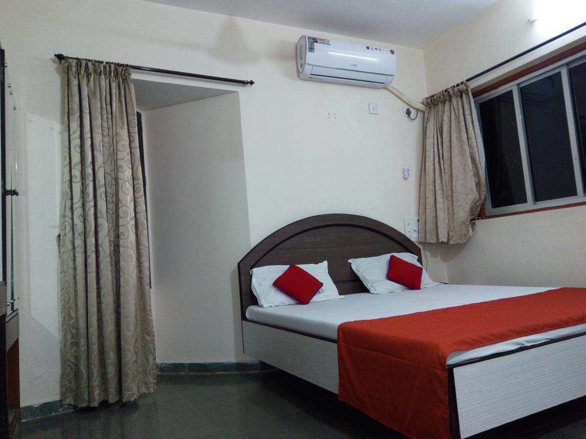 Hotel Guruji อลีบาก ภายนอก รูปภาพ